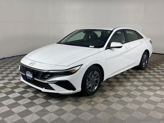 2025 Hyundai Elantra Hybrid Blue for sale in BREMERTON, WA