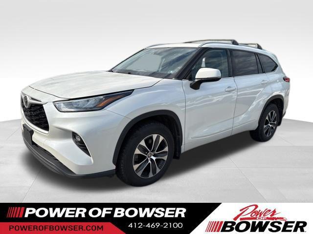 2020 Toyota Highlander XLE for sale in PLEASANT HILLS, PA