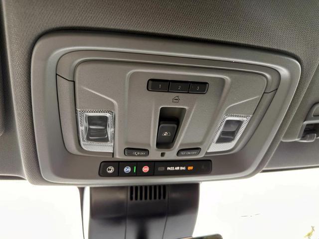 2025 Chevrolet Silverado 1500 4WD Crew Cab Short Bed LTZ