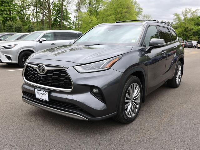 2023 Toyota Highlander Platinum