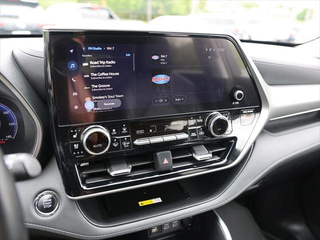 2023 Toyota Highlander Platinum