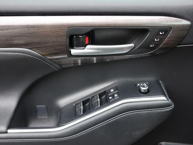 2023 Toyota Highlander Platinum