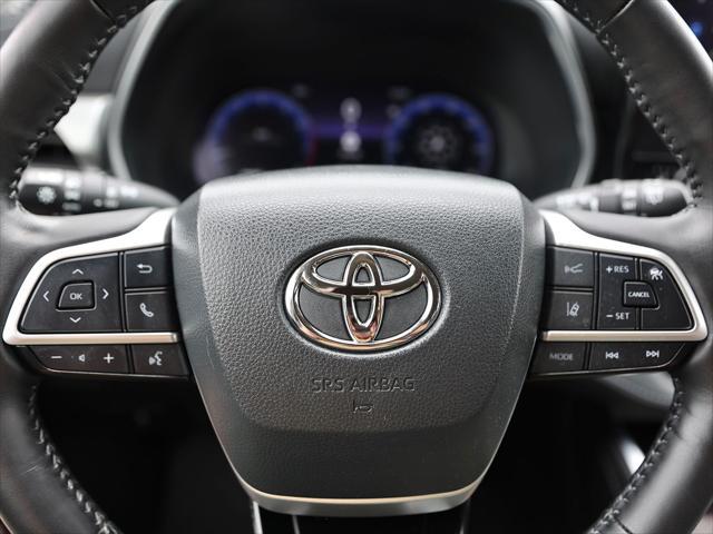 2023 Toyota Highlander Platinum