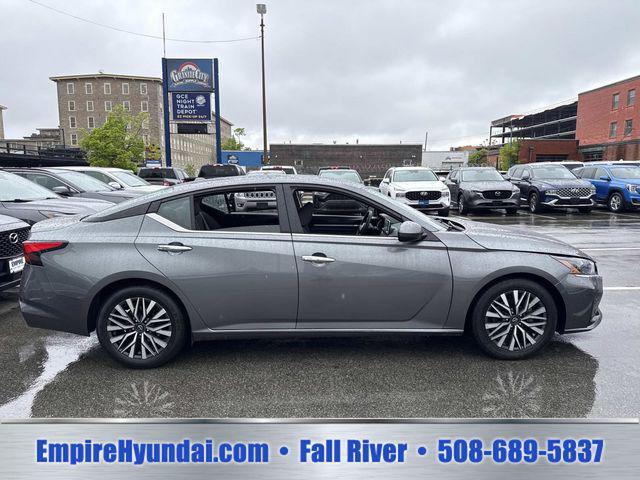 2023 Nissan Altima SV FWD