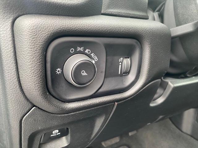 2024 Ram 1500 Laramie Crew Cab 4x4 5'7" Box