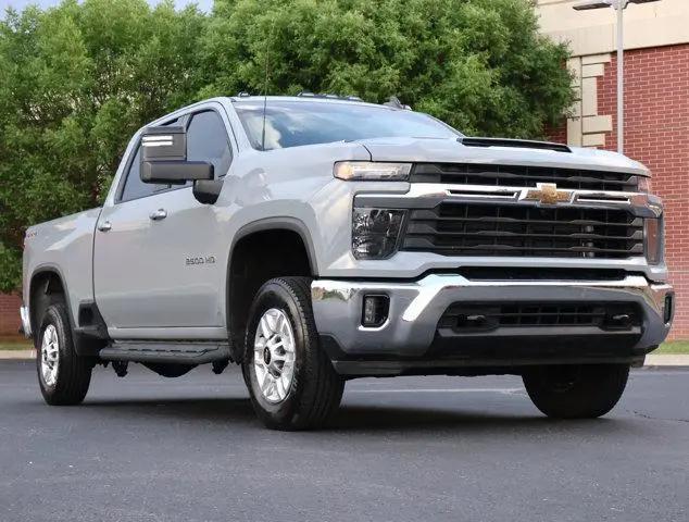 2024 Chevrolet Silverado 2500HD 4WD Crew Cab Standard Bed LT for sale in Norman, OK