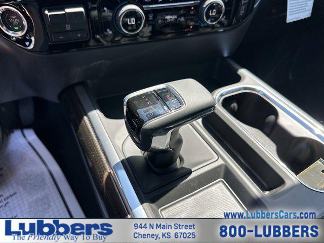 2026 Chevrolet Silverado 1500 4WD Crew Cab Short Bed RST