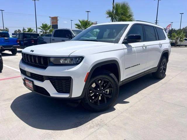 2026 Jeep Grand Cherokee L GRAND CHEROKEE L LAREDO ALTITUDE 4X2
