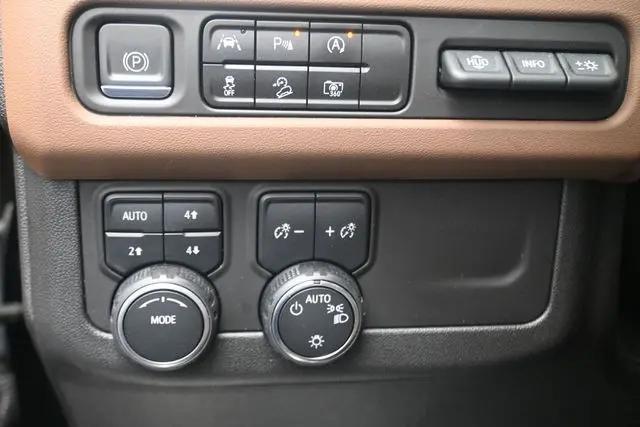 2023 Chevrolet Tahoe 4WD High Country
