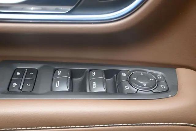 2023 Chevrolet Tahoe 4WD High Country