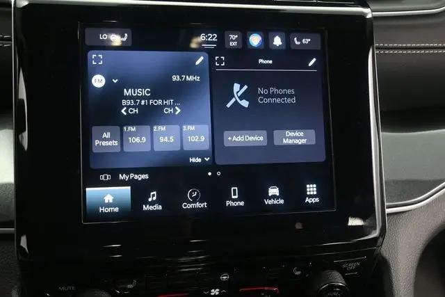 2023 Jeep Grand Cherokee L Laredo 4x4