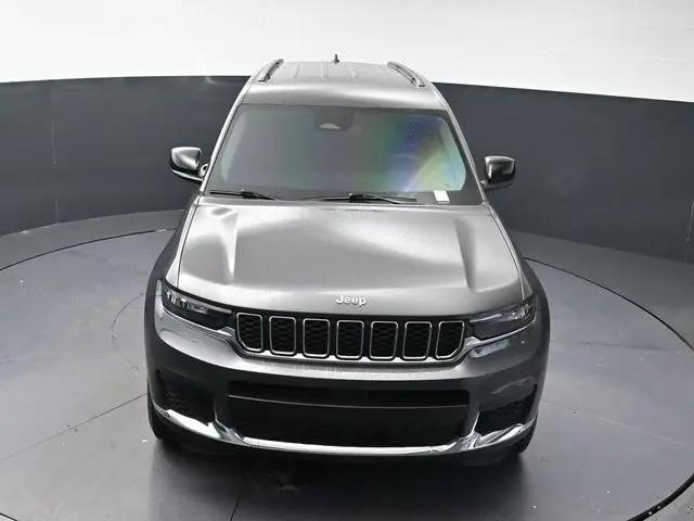 2023 Jeep Grand Cherokee L Laredo 4x4