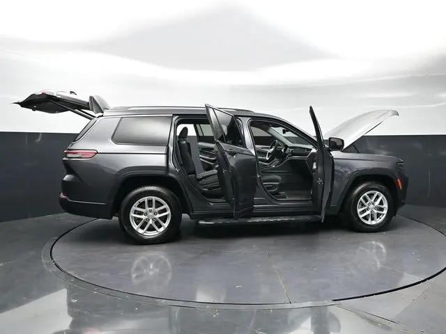 2023 Jeep Grand Cherokee L Laredo 4x4