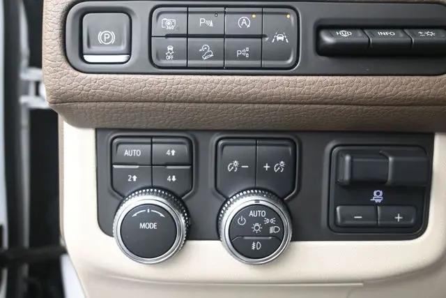 2024 GMC Yukon XL 4WD Denali