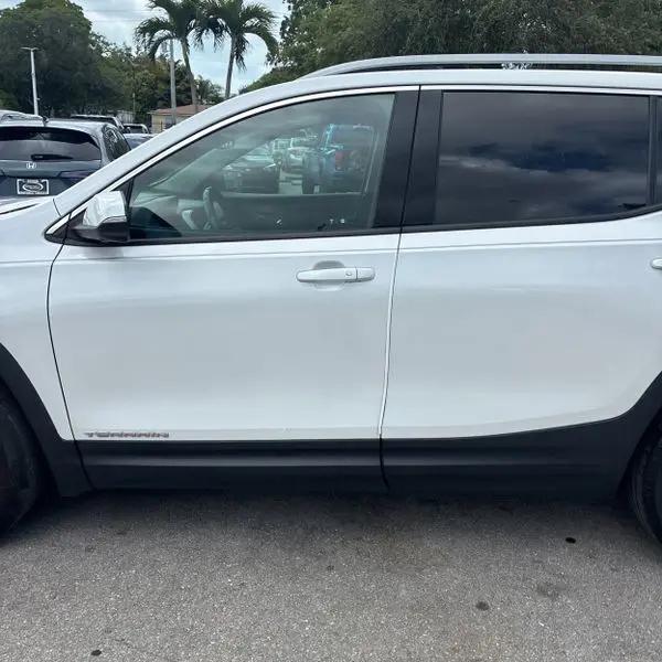 2022 GMC Terrain FWD SLT