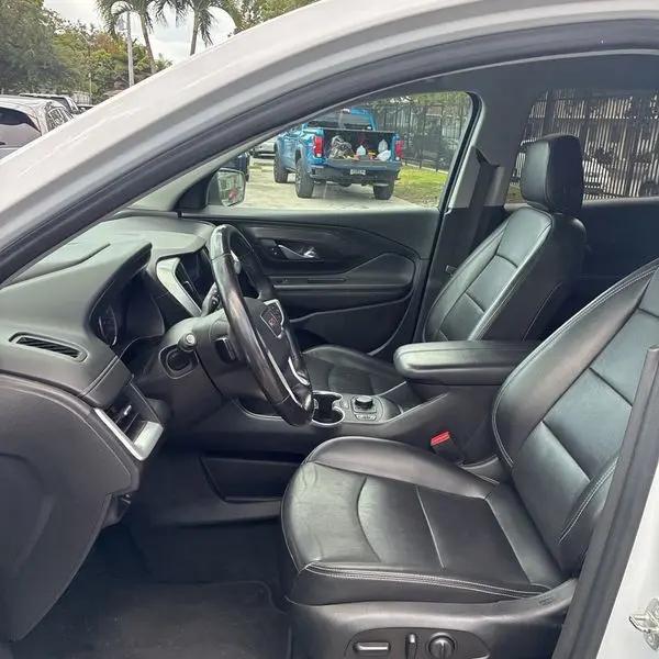 2022 GMC Terrain FWD SLT