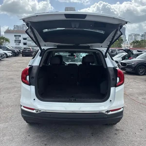 2022 GMC Terrain FWD SLT