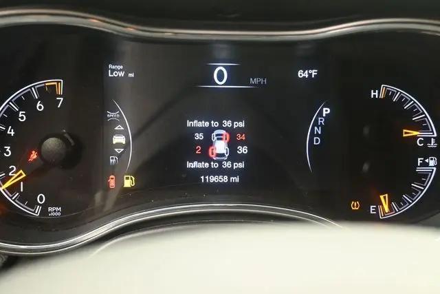 2021 Jeep Grand Cherokee Laredo E 4x2