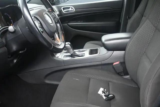2021 Jeep Grand Cherokee Laredo E 4x2