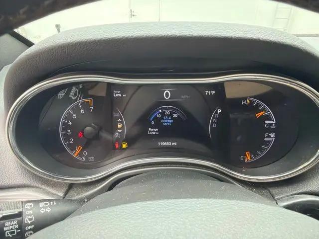 2021 Jeep Grand Cherokee Laredo E 4x2