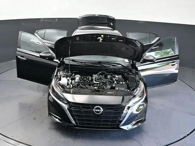2025 Nissan Altima SV FWD