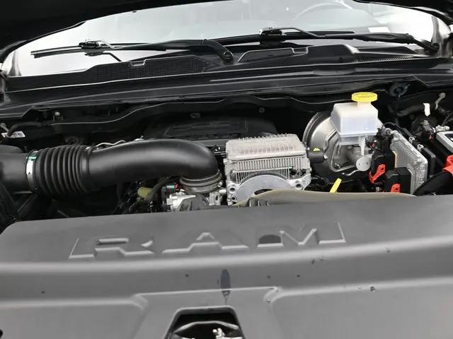 2022 Ram 1500 Laramie Crew Cab 4x4 5'7" Box