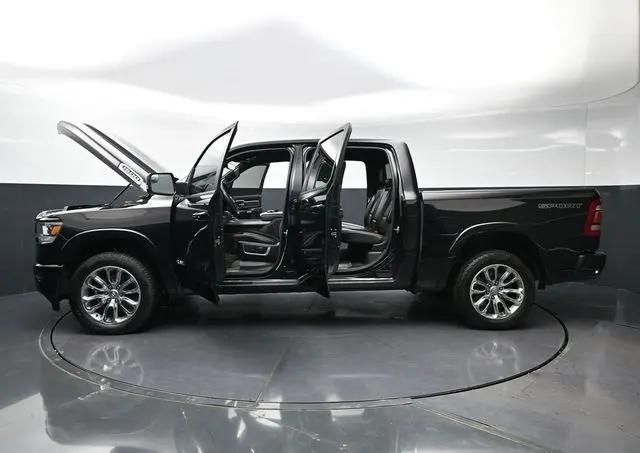 2022 Ram 1500 Laramie Crew Cab 4x4 5'7" Box