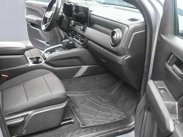 2025 Chevrolet Colorado 2WD WT