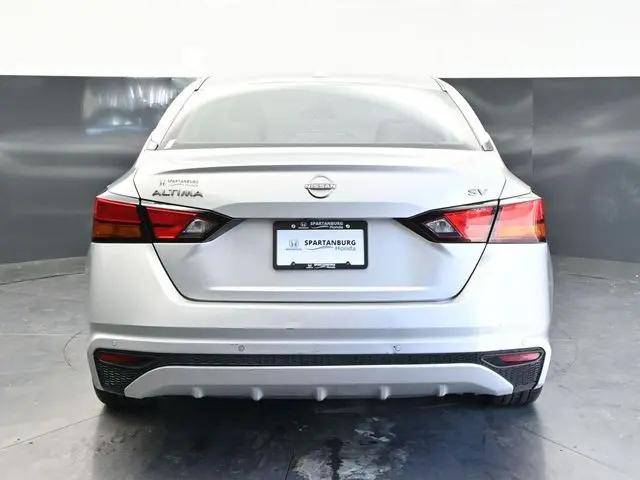 2024 Nissan Altima SV FWD