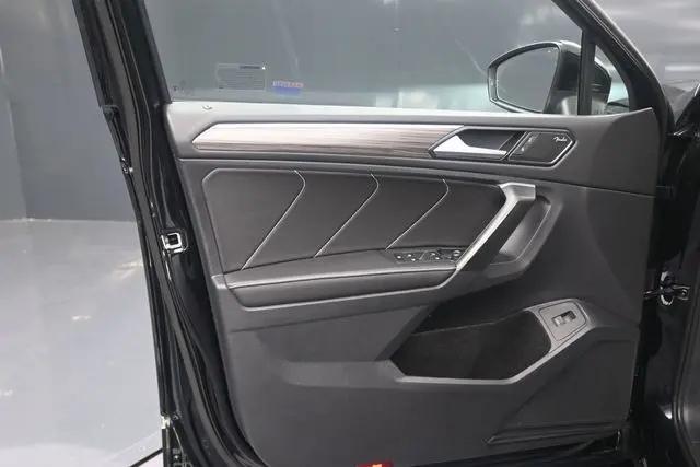 2024 Volkswagen Tiguan 2.0T SEL R-Line