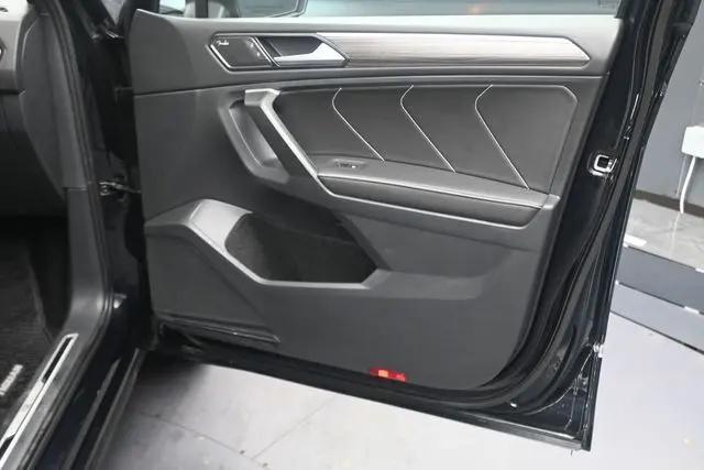 2024 Volkswagen Tiguan 2.0T SEL R-Line