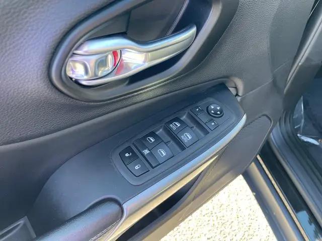 2021 Jeep Cherokee Latitude Lux 4x4
