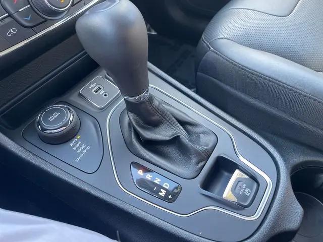 2021 Jeep Cherokee Latitude Lux 4x4