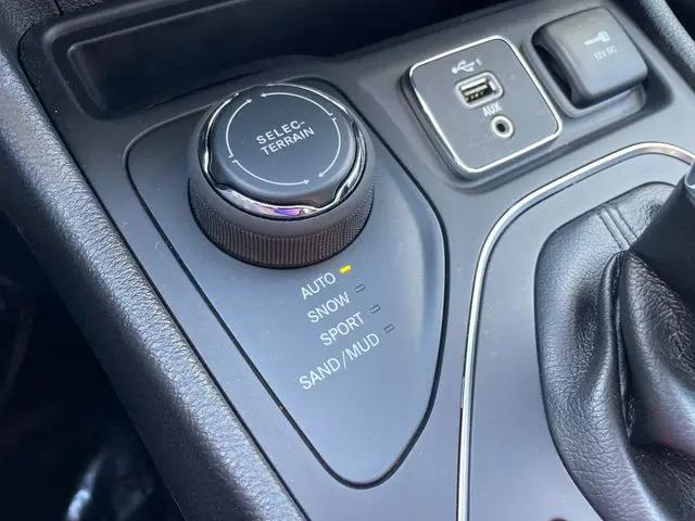 2021 Jeep Cherokee Latitude Lux 4x4