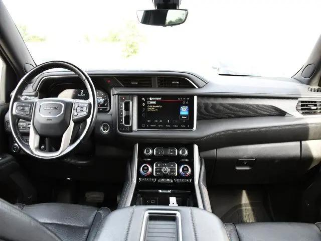 2022 GMC Yukon 4WD Denali