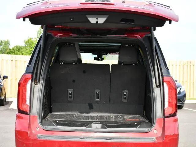2022 GMC Yukon 4WD Denali