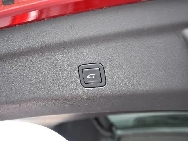 2022 GMC Yukon 4WD Denali