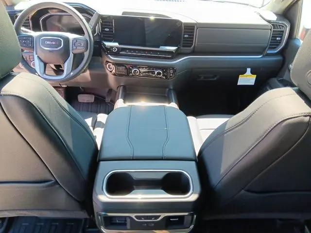 2026 GMC Sierra 2500HD Crew Cab, Standard Bed, SLT, 4WD