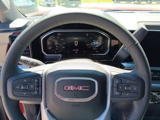 2026 GMC Sierra 2500HD Crew Cab, Standard Bed, SLT, 4WD