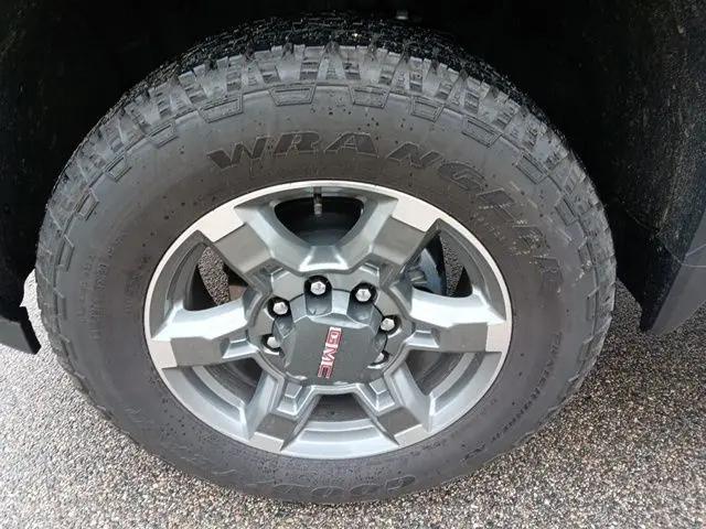 2026 GMC Sierra 2500HD Crew Cab, Standard Bed, SLT, 4WD