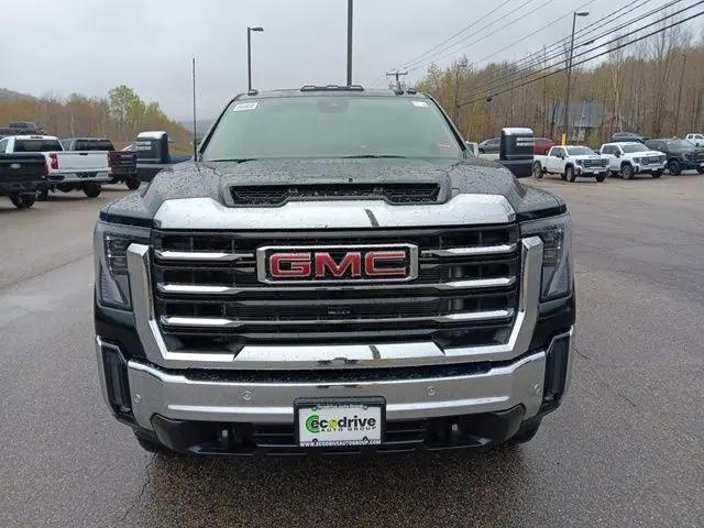 2026 GMC Sierra 2500HD Crew Cab, Standard Bed, SLT, 4WD