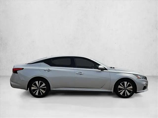 2021 Nissan Altima SL FWD