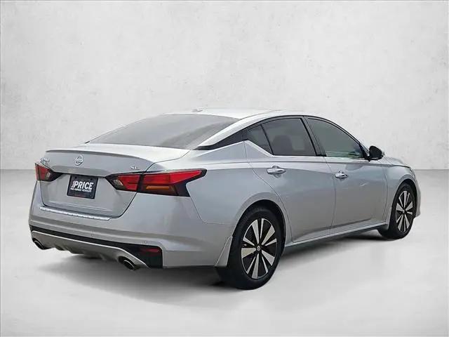 2021 Nissan Altima SL FWD