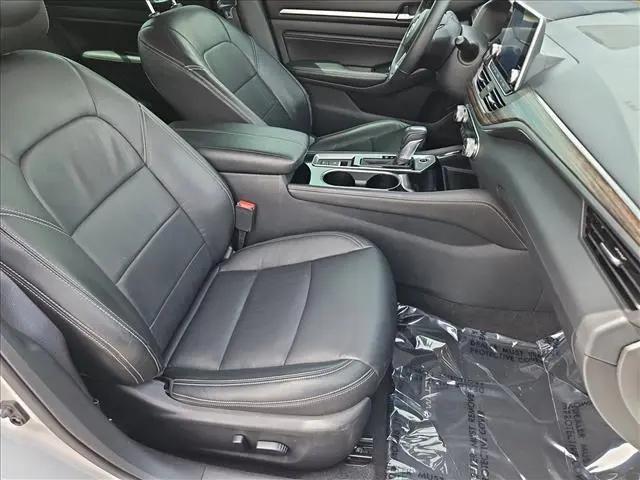 2021 Nissan Altima SL FWD