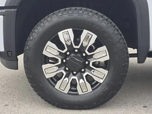 2026 GMC Sierra 2500HD Crew Cab, Standard Bed, Denali, 4WD