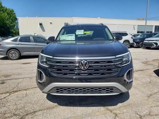 2026 Volkswagen Atlas Peak Edition
