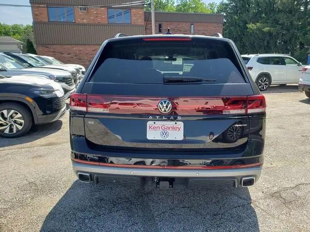 2026 Volkswagen Atlas Peak Edition