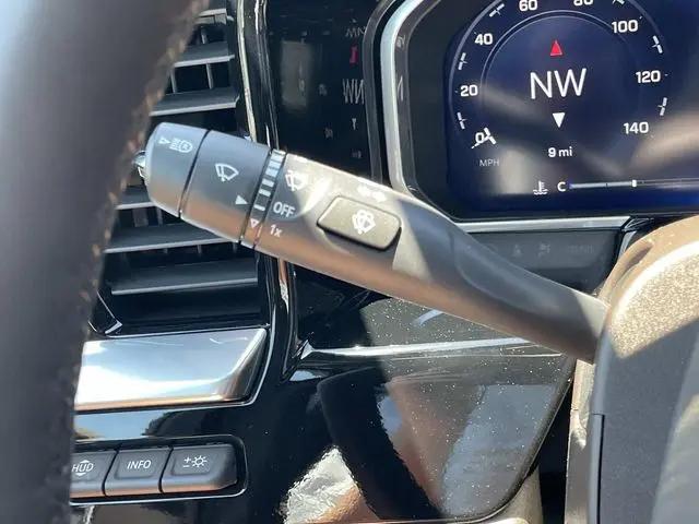 2026 Chevrolet Silverado 1500 4WD Crew Cab Short Bed LTZ