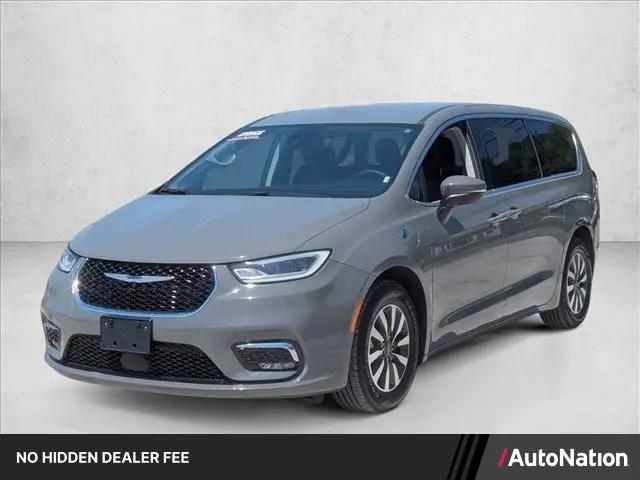 2023 Chrysler Pacifica Hybrid Touring L for sale in Nottingham, MD