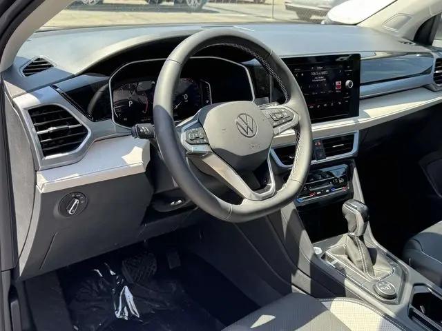 2026 Volkswagen Taos SEL